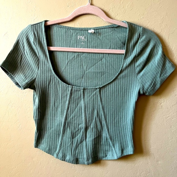 Sea foam Green Crop Top with Boning - Picture 1 of 5